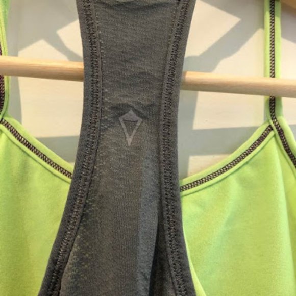 IVIVVA Tank Top by Lululemon Girls double Dutch! - Picture 3 of 3